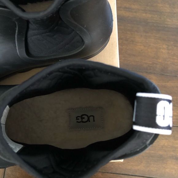 UGG Chevonne rain boots - Picture 6 of 9